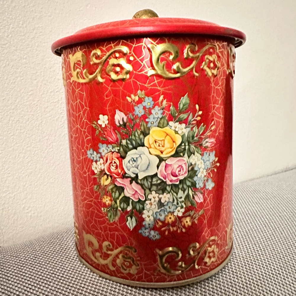 Decorative‎ Embossed Gold Roses Red Candy Tin Vintage Made in Western Germany